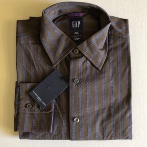 Gap Men’s fitted colour striped dress shirts